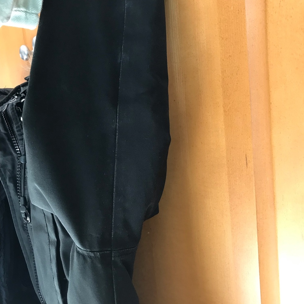 ❗️SOLD ON MERC. 1/25/19 Canada Goose Montebello Sm - Picture 6 of 8